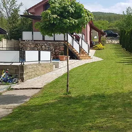 Domcek Pri Vode * Budikovany